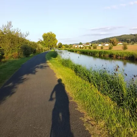 Semesterbostad Au Rocher Des Sources Saint-Capraise-de-Lalinde
