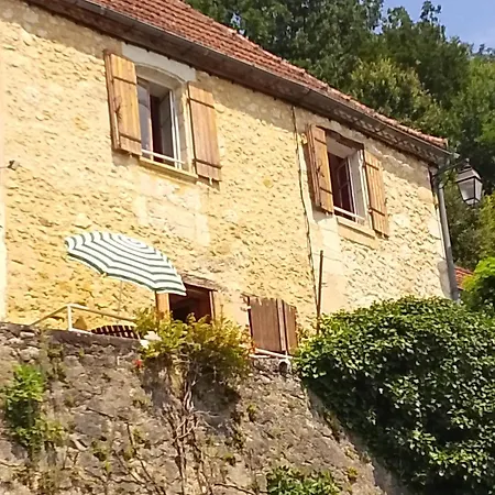 Semesterbostad Au Rocher Des Sources Saint-Capraise-de-Lalinde